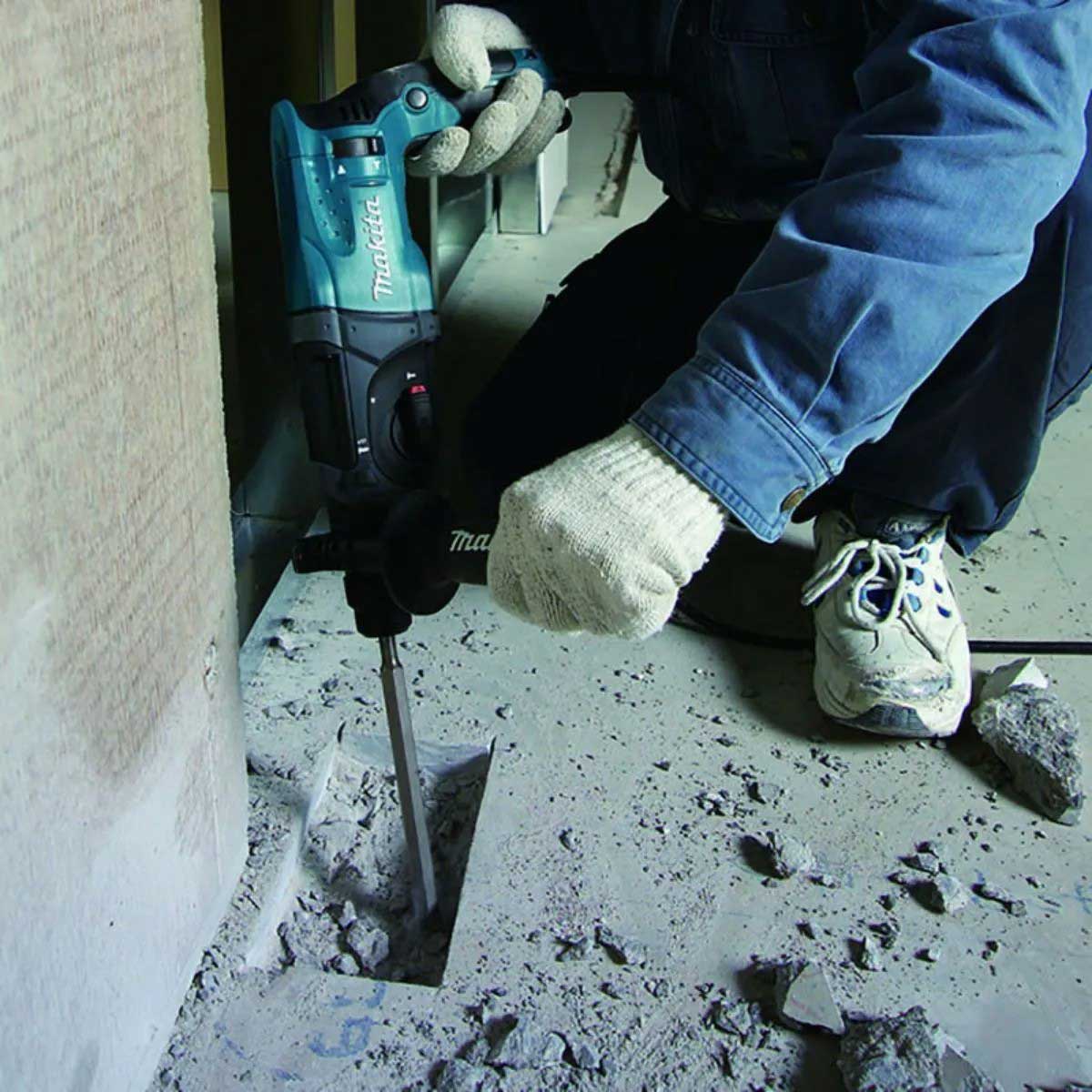 Martelete Combinado Rotativo / Romperdor 24mm 800w Makita