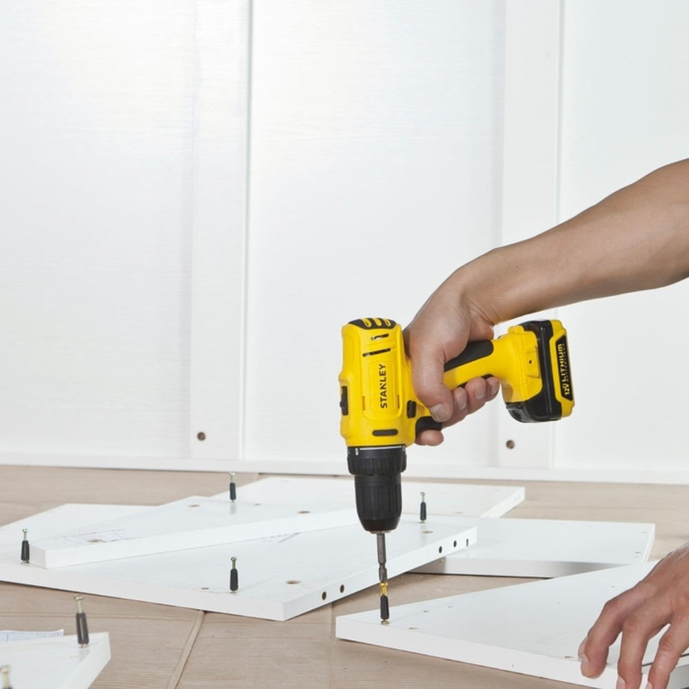 Parafusadeira Bateria 12,0V Litio Stanley Bivolt Com/Bateria