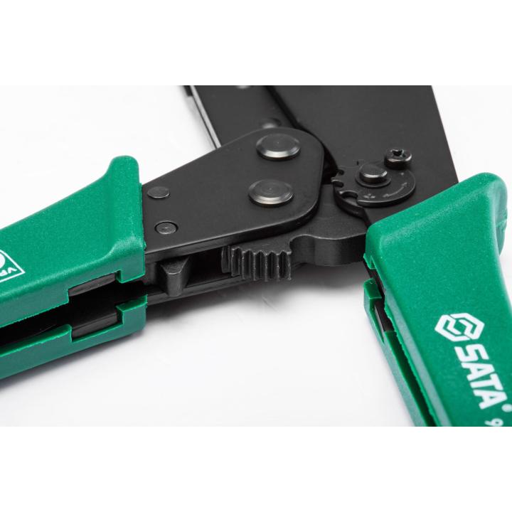 Alicate de Crimpar 8'' Sata