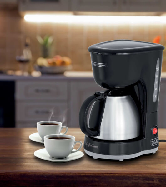 Cafeteira Elétrica P/15 Café 600W Com Jarra Black Decker