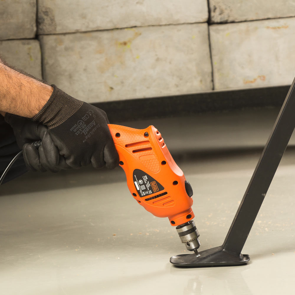Furadeira Profissional Impacto 10mm 3/8 550W 50P Black Decker