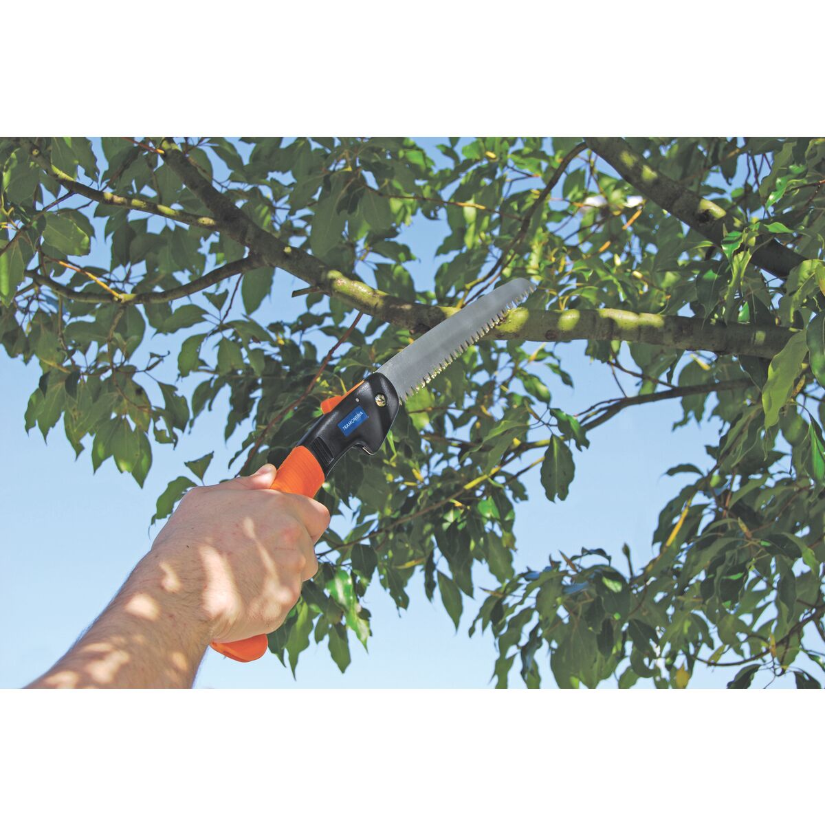 Serrote Tramontina de Poda Profissional Dobrável 8" 210mm em Aço Com Cabo Plástico