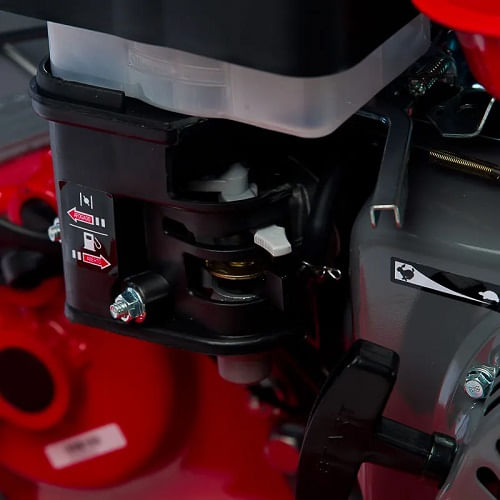 Trator Multicutivador Branco Com Motor Gasolina  6,5HP