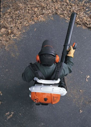 Soprador de Folhas á Gasolina BR-600 Costal STIHL