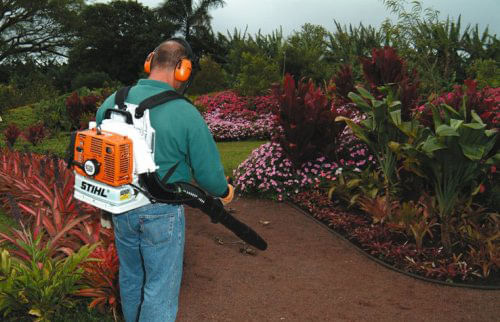 Soprador de Folhas á Gasolina BR-420 Costal STIHL